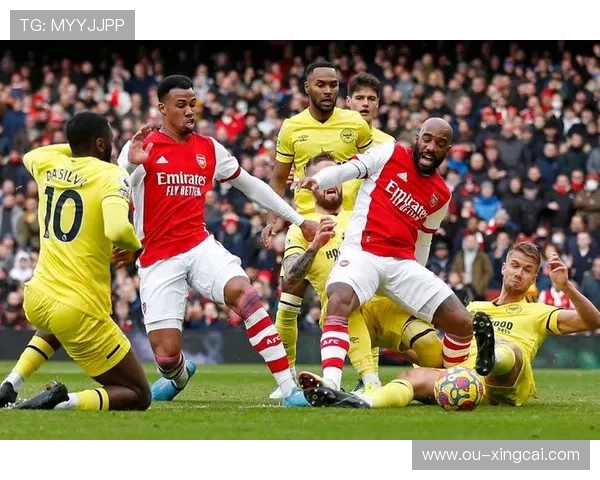 欧冠转会风云：豪门争夺战再度升温，明星球员成市场焦点